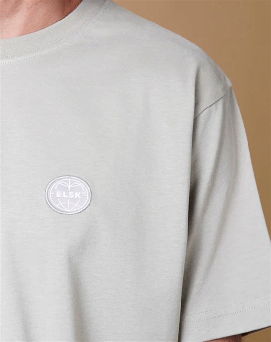 Globe Brushed T-shirt